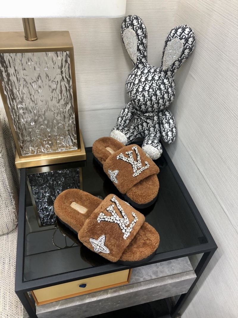 Louis Vuitton Slippers